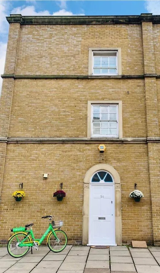 Stylish Modern Studio, Mock Georgian House, Heart Of Trendy Hackney & London United Kingdom